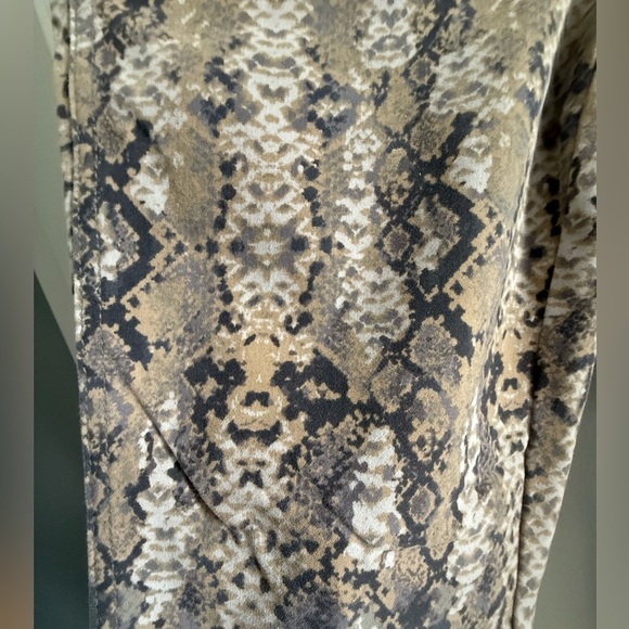 NWT Free People Snakeskin Skinny - Taupe Combo - Picture 2 of 5